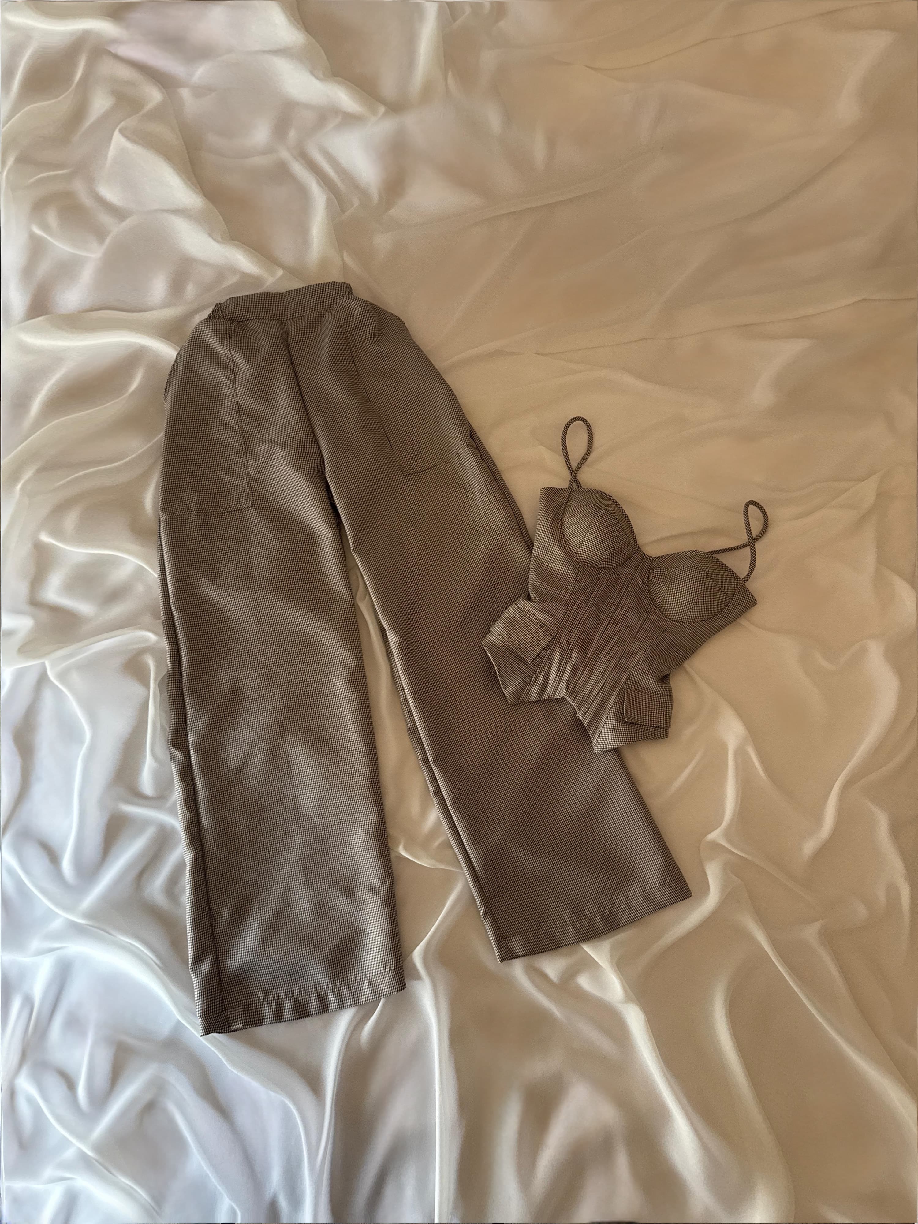 SET GIGI